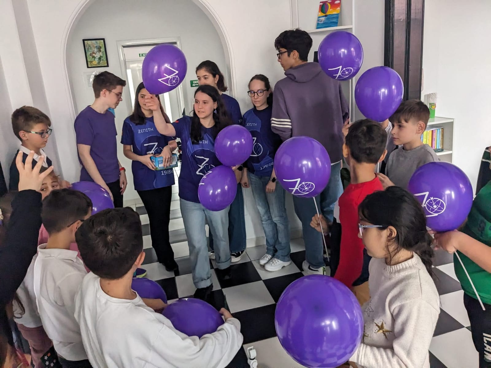 Vizită la fundația JOYO